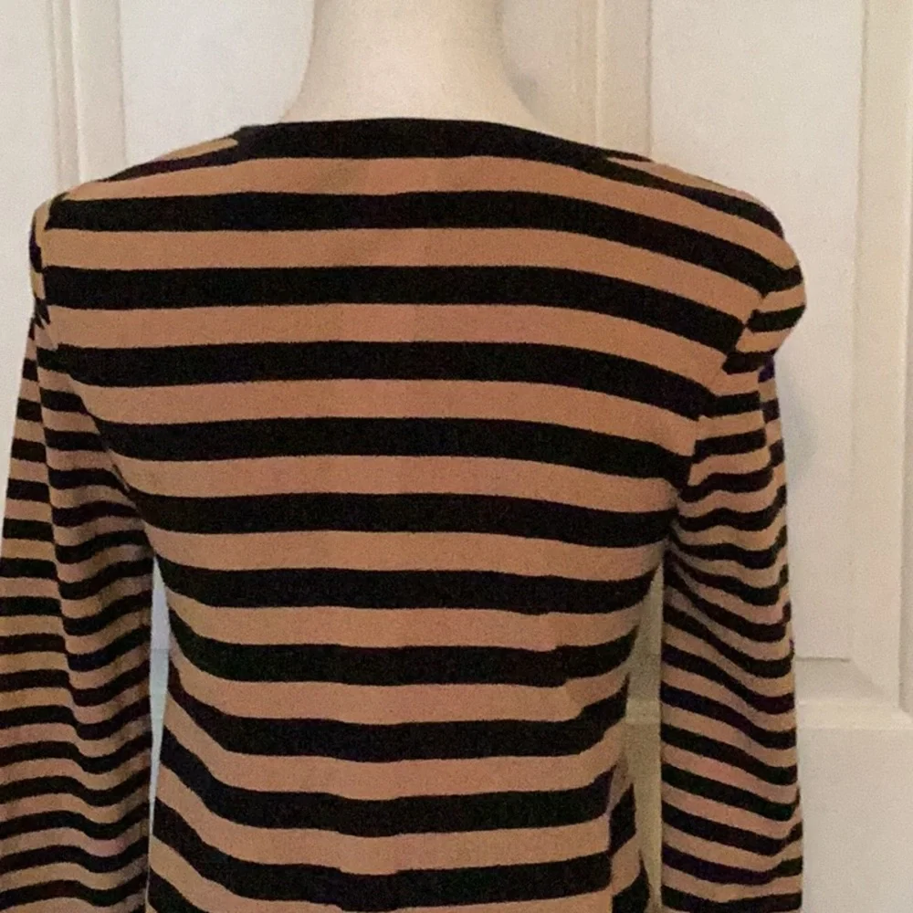 Cabi Black & Tan Striped Sweater w/ Ruffle on Cuff Top & Thumbhole Cuffs - Picture 7 of 9